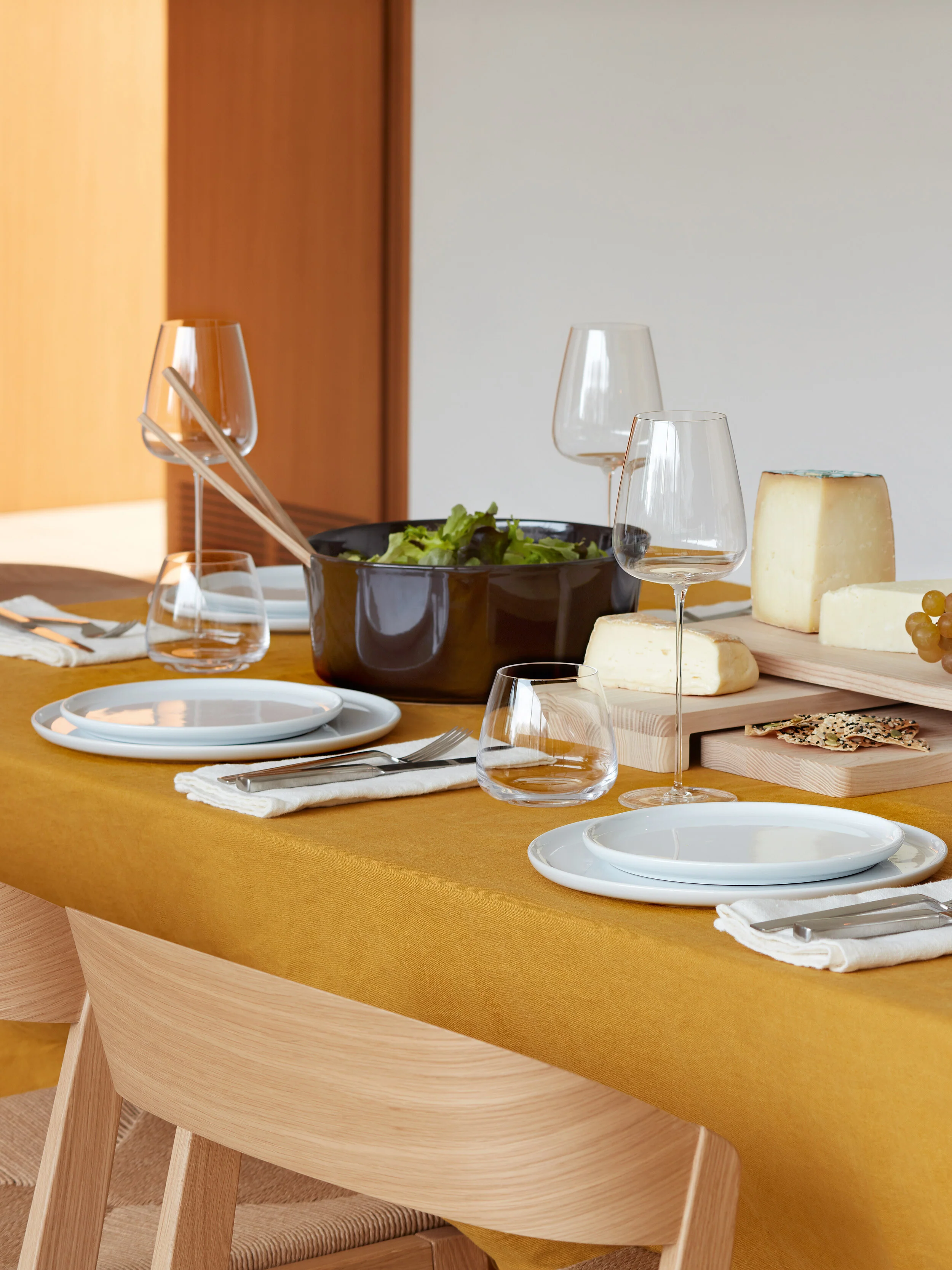 Salad Bowl & Ash Servers - Image 31