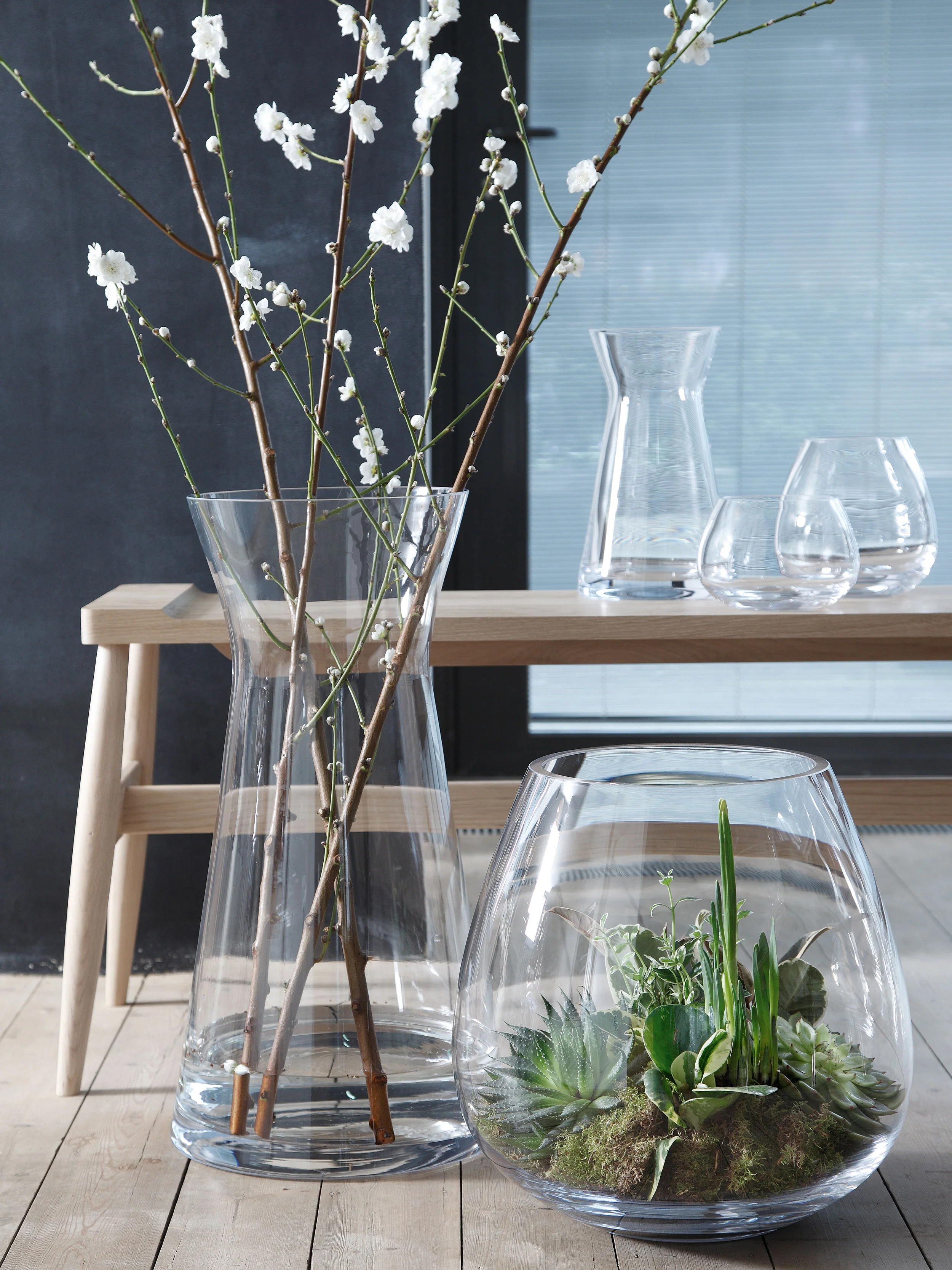 Mixed Bouquet Vase - Image 4