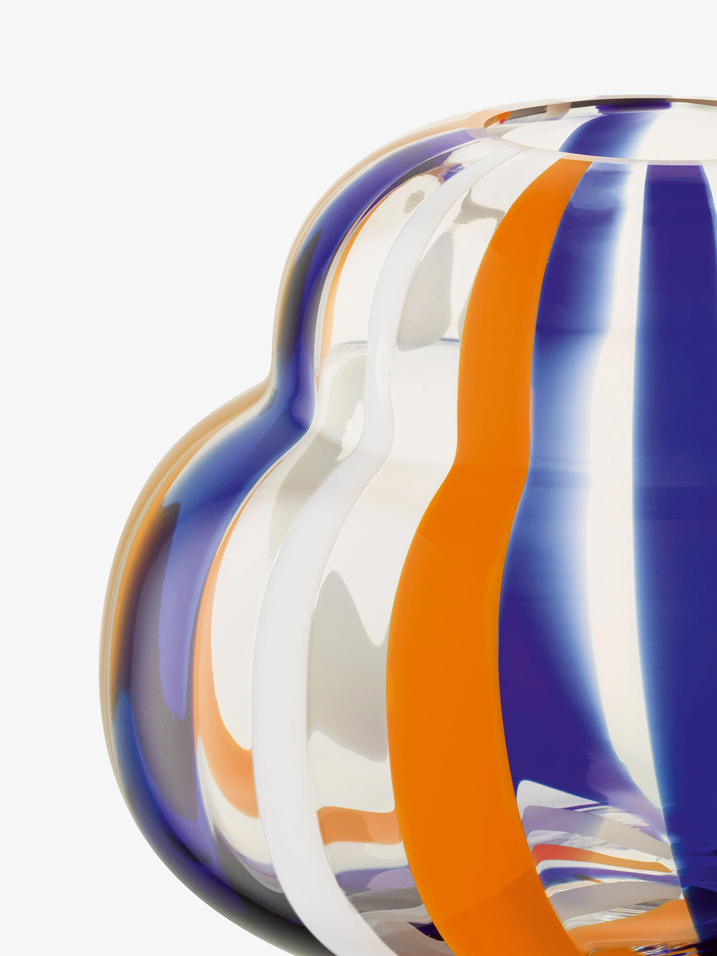 Vase - Image 12