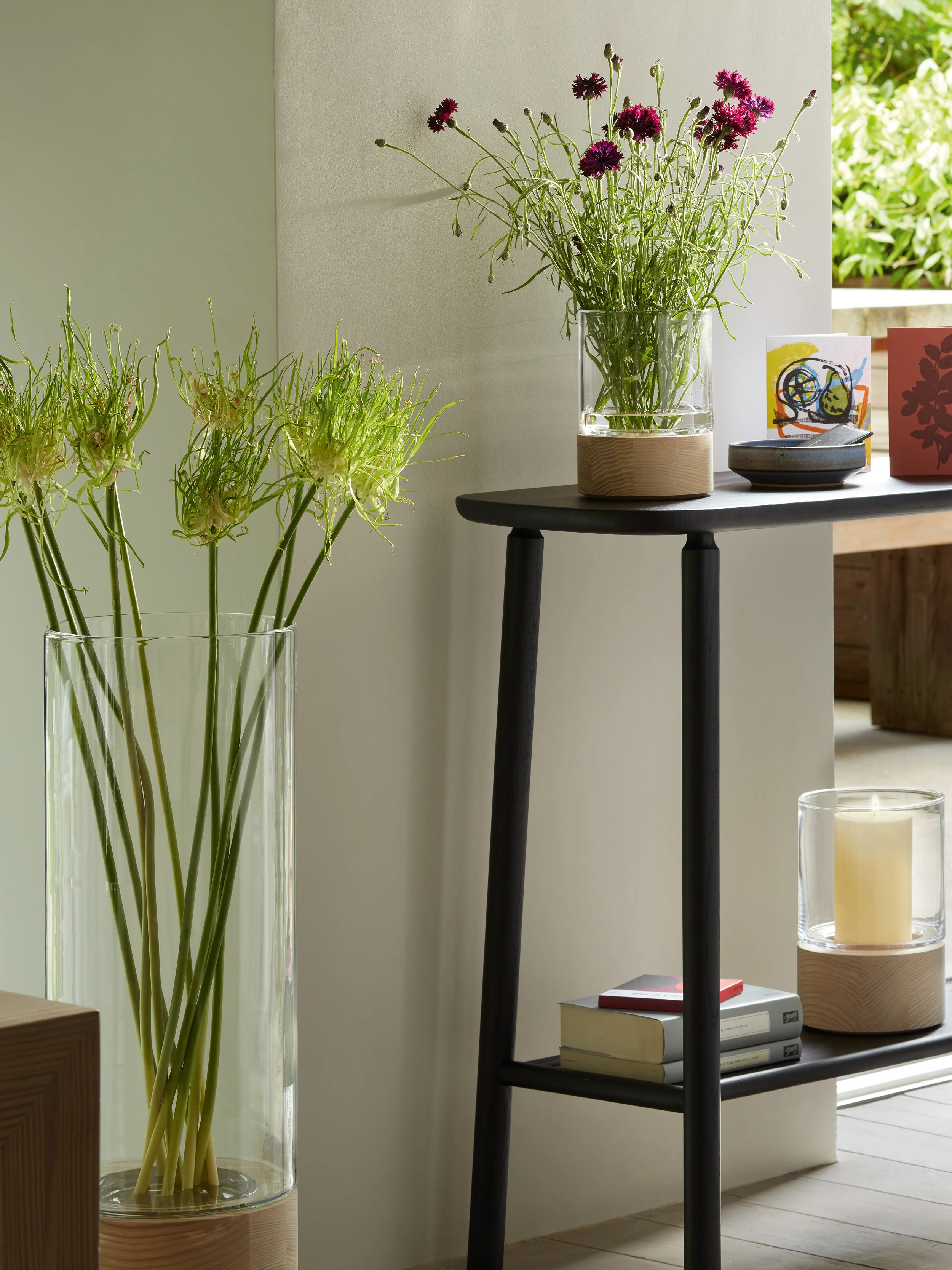 Vase/Lantern & Ash Base - Image 7