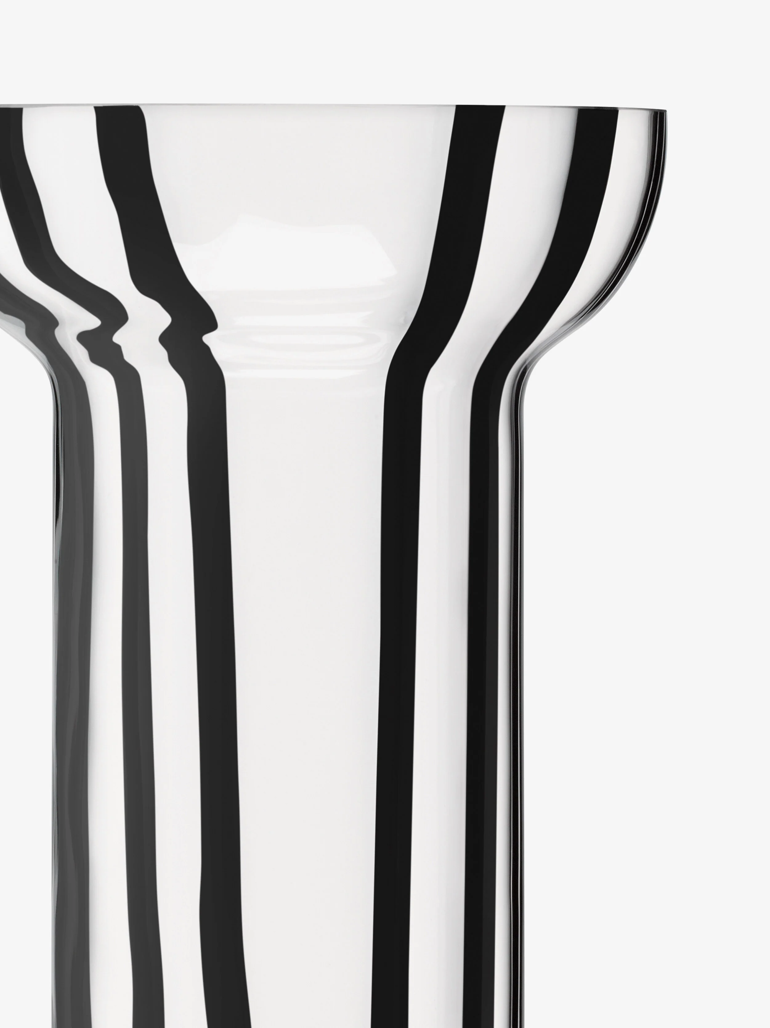 Vase - Image 8