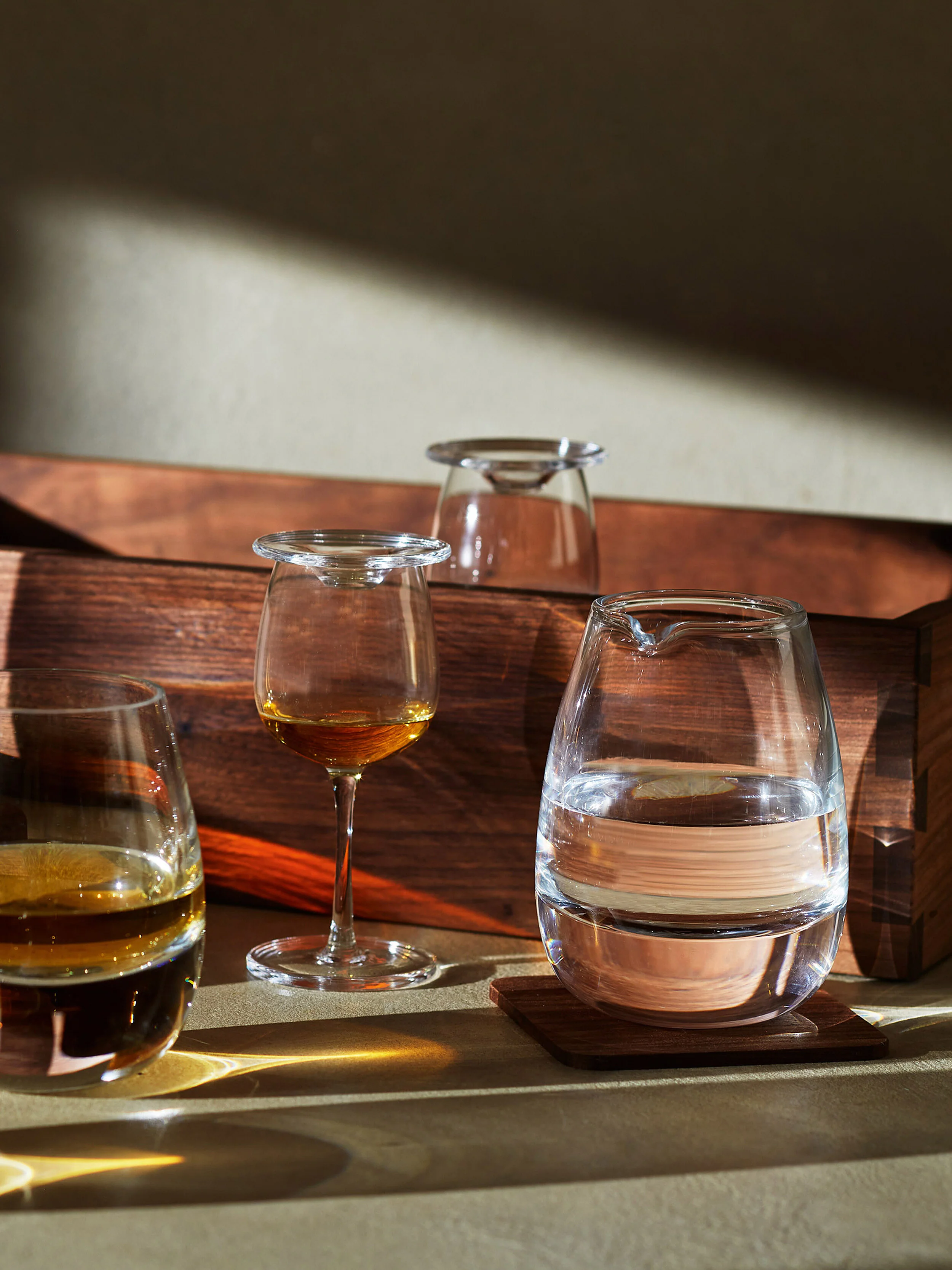 Islay Decanter & Walnut Base - Image 7